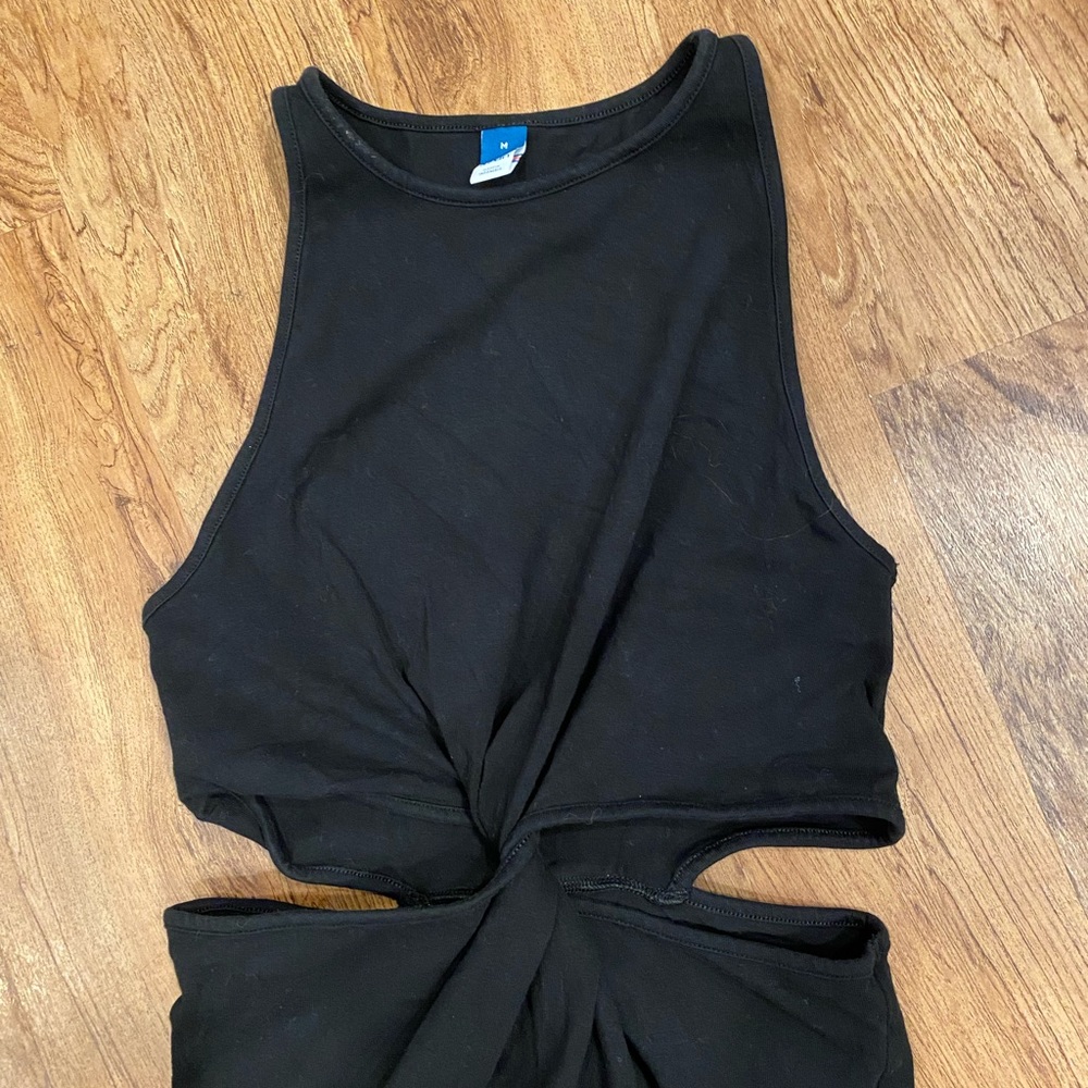 Old navy twist cut out front dress